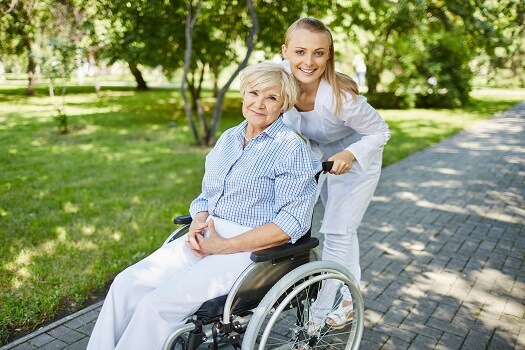 6 Ways Family Caregivers Benefit from Respite Care in Dallas, TX